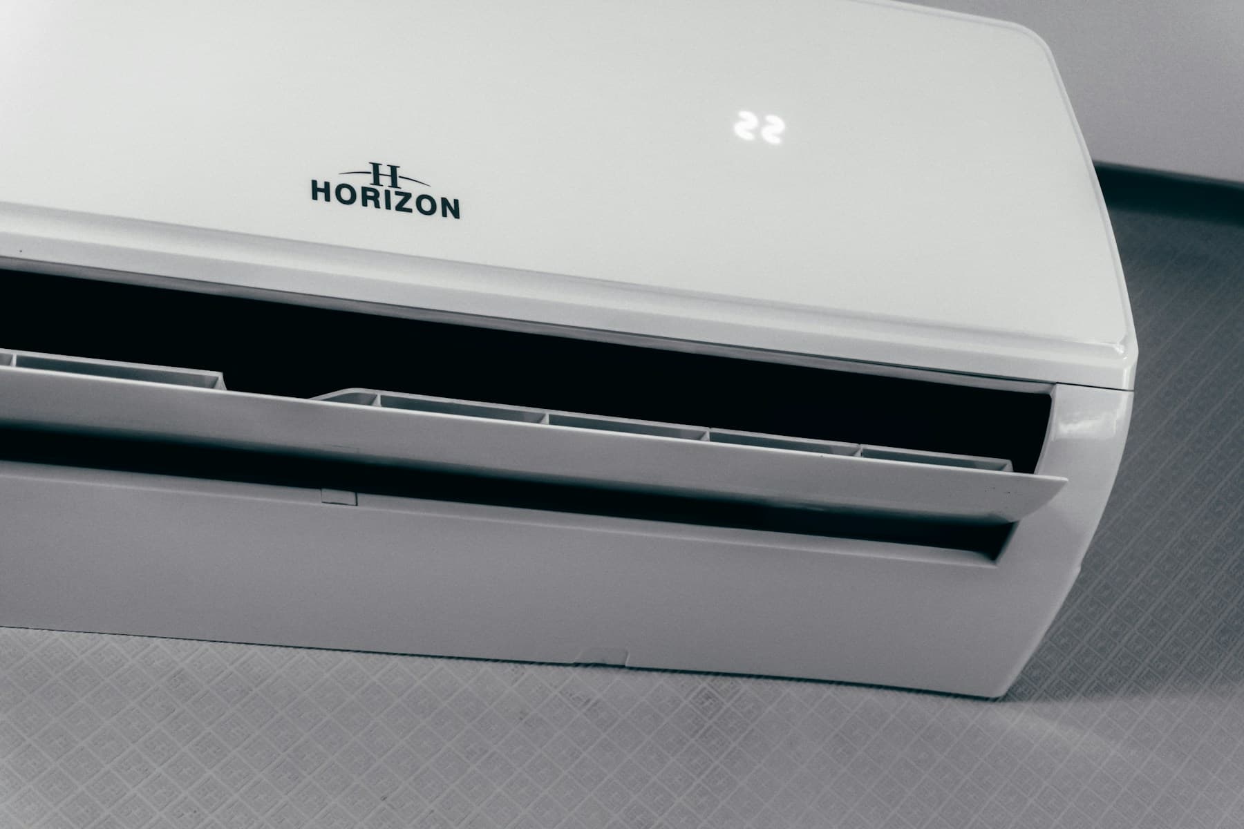 Modern energy-efficient indoor air conditioning system